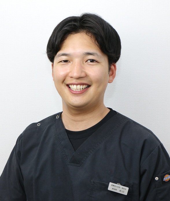 内川 雄介 歯科医師
